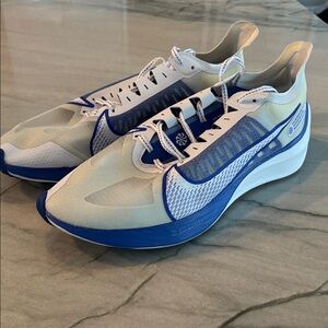 Men’s Nike Zoom Gravity Running Shoes 12